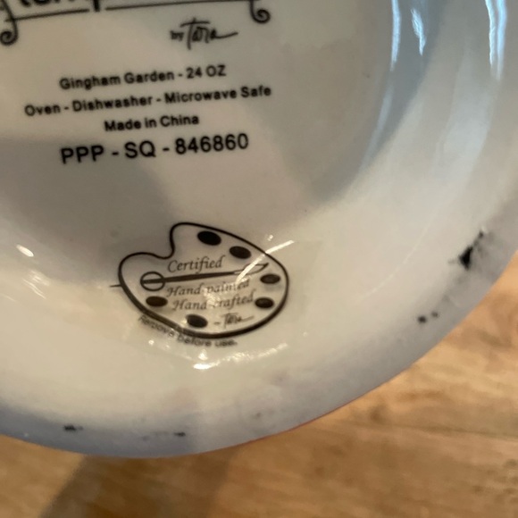 NWOT Set of 2 Temp-tations Red White Floral Gingham ladybug scalloped bowls 24oz - Picture 6 of 9